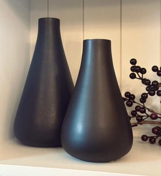 Black Tapered Glass Vase-0