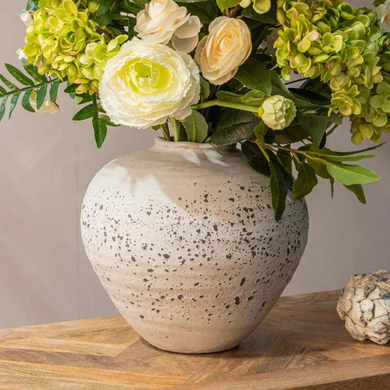 Regola Stone Ceramic Vase-1